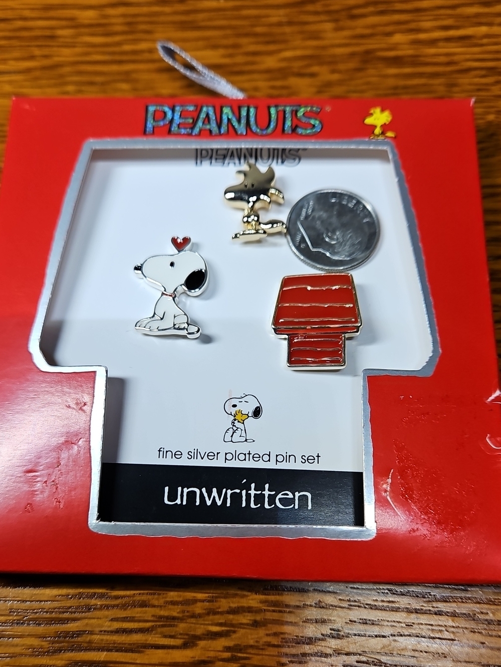 Peanuts Pin Set - Picture 4 of 4